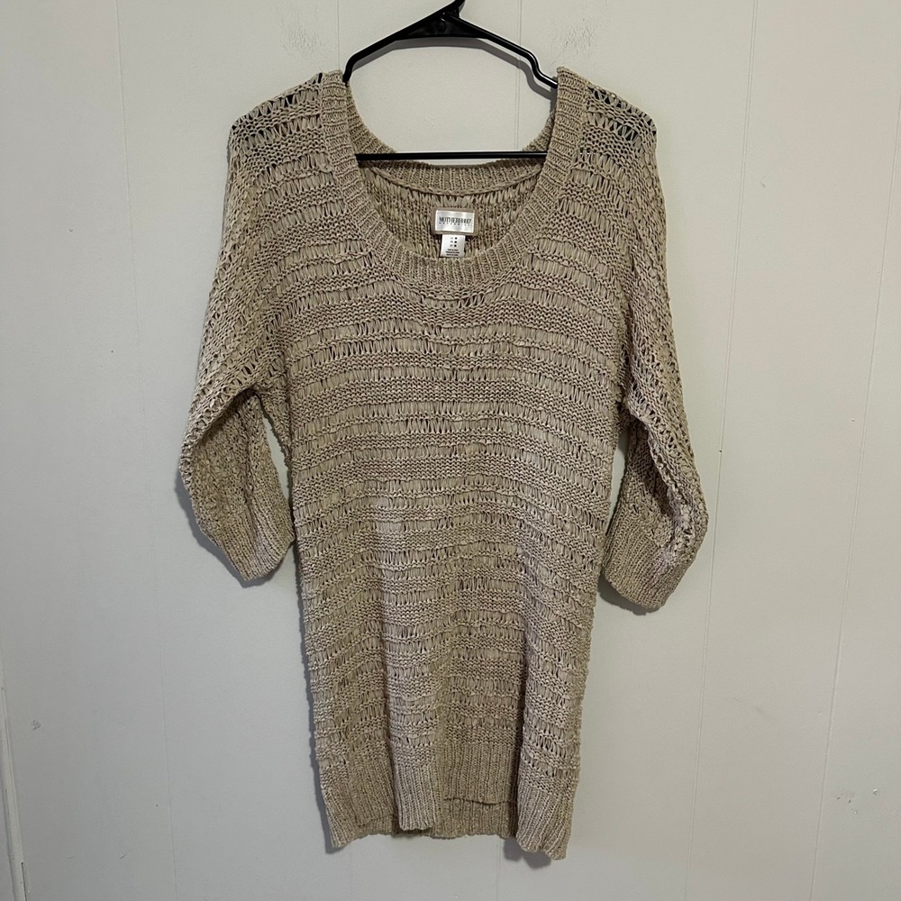 Motherhood Maternity medium top 3/4 sleeve beige‎ loose knit sweater cover up